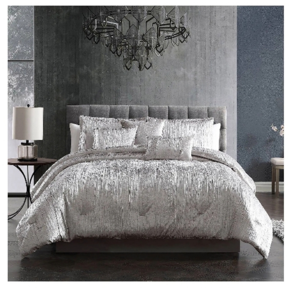 Riverbrook Home Turin 7-Pc. Reversible Comforter Set - Queen